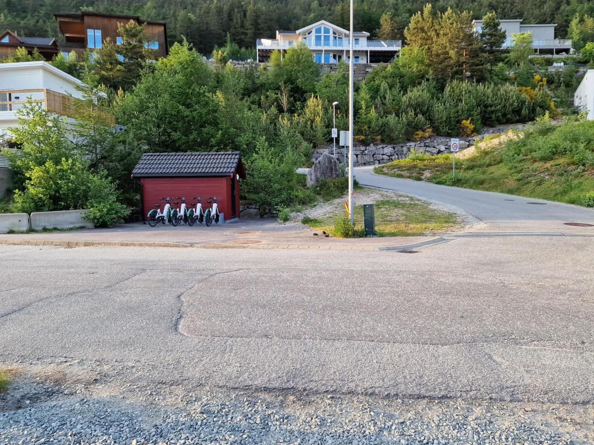 Preikestolen Panorama - Seaside Apartments Jørpeland Extérieur photo